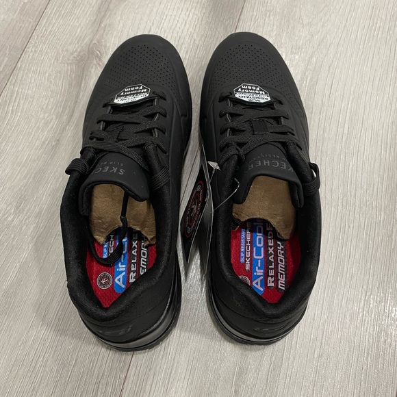 Skechers Slip Resistant Women size 6 - Picture 3 of 10